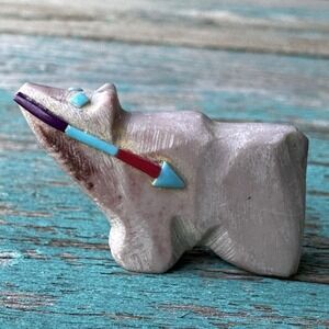 VTG Zuni Bear Fetish 1.25 Inch Mini Soapstone Turquoise Coral Purple Sugilite